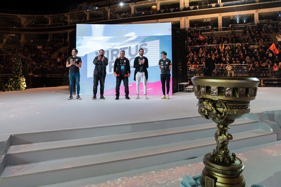 Virtuspro обыгрывают TNC Predator проходят в финал нижней сетки EPICENTER Major 2019