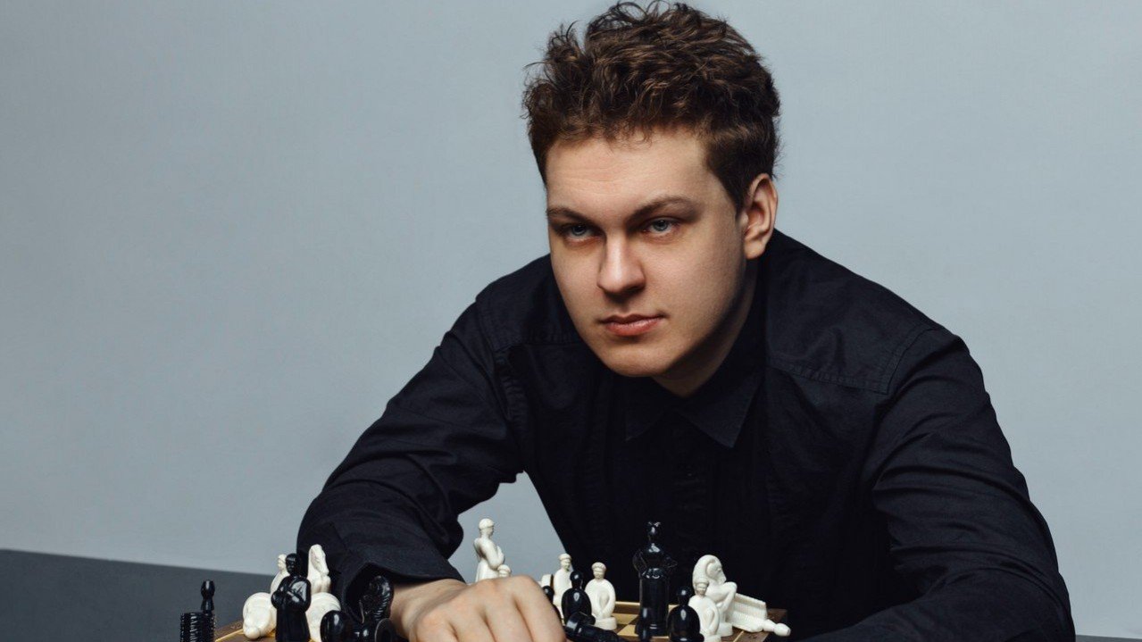 Юрий Хованский сдался  блогер не верит что его выпустят из тюрьмы