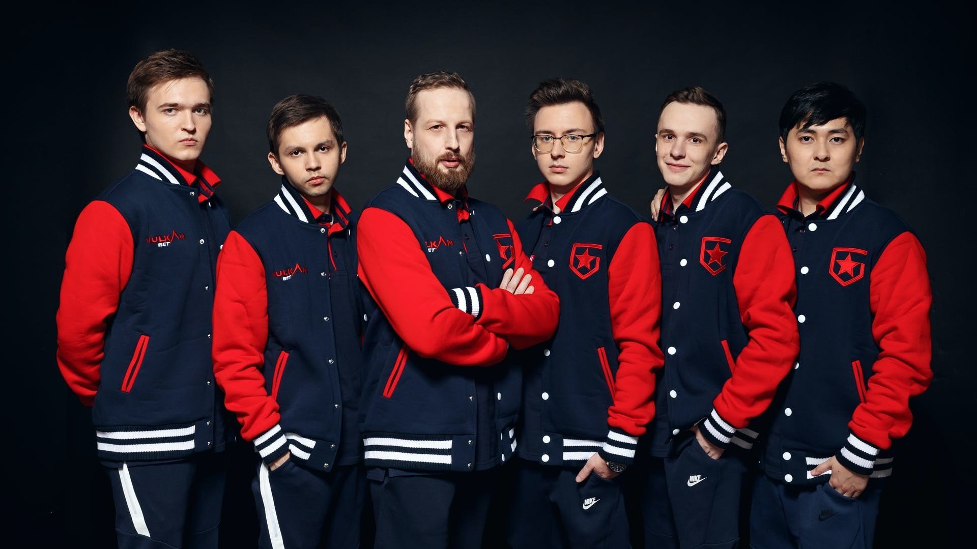 Gambit и Team Spirit вышли на PGL Major Stockholm 2021 по CSGO