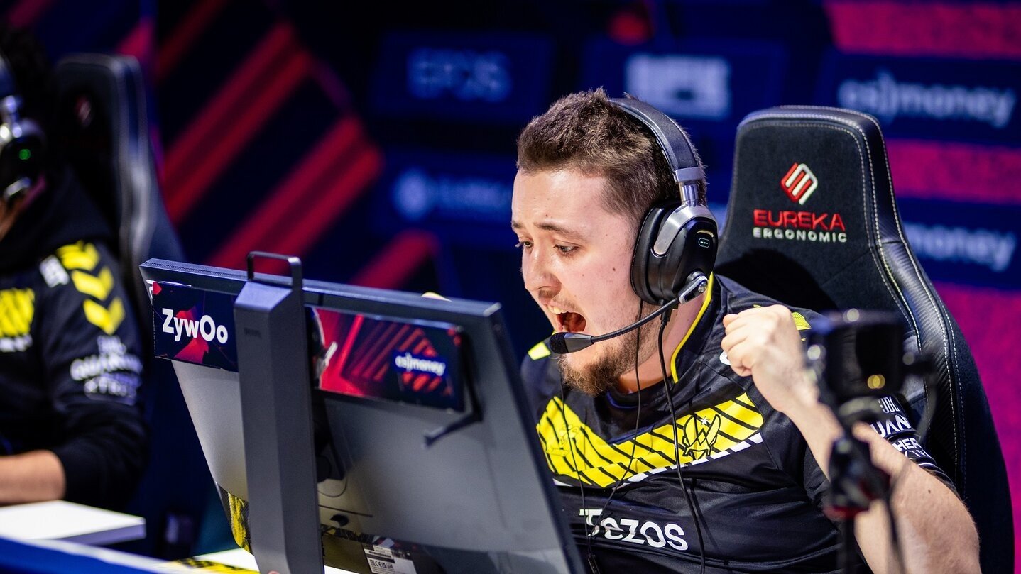 Прогноз на грандфинал Blast Premier Fall Final 2023  FaZe против Vitality