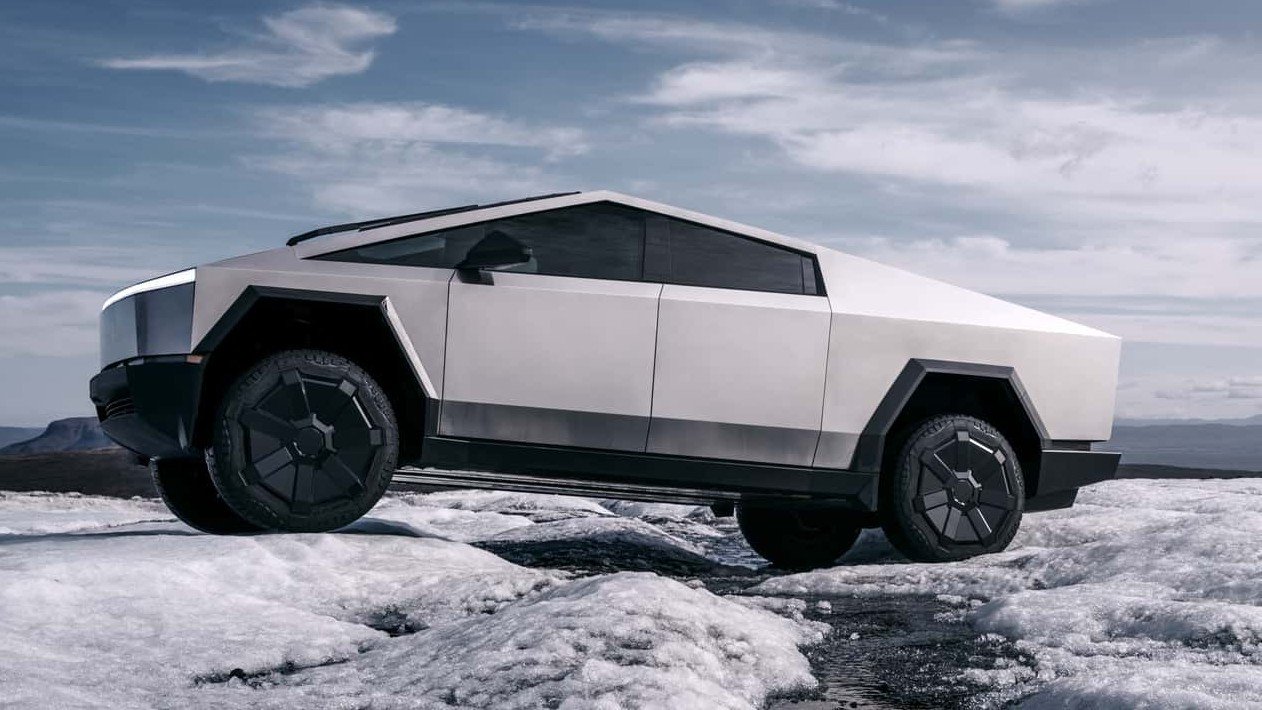 Элекстрокар Cybertruck может быть опасен для людей Мнение экспертов
