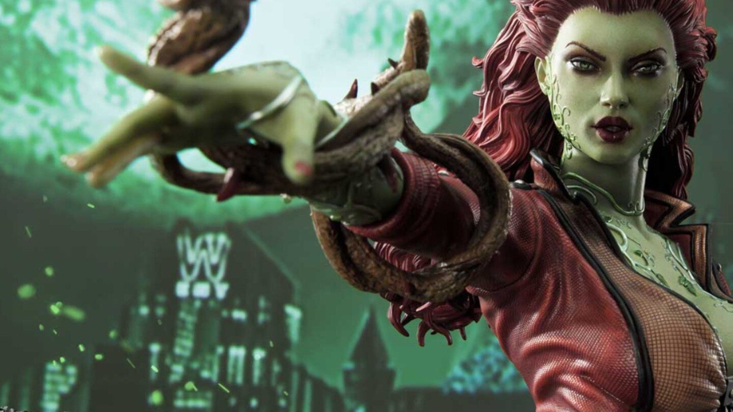 По Batman Arkham City выпустили фигурку Ядовитого Плюща в одних трусиках