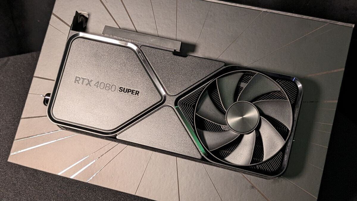 В Сеть слили результаты теста RTX 4080 Super  видеокарту может ждать провал