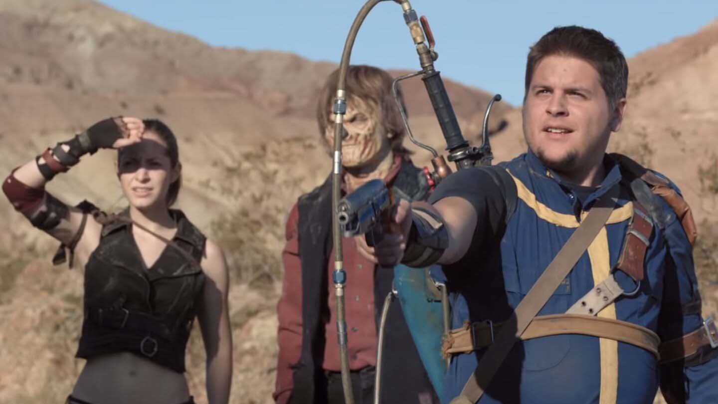 На новых постерах сериала Fallout показали основной состав героев