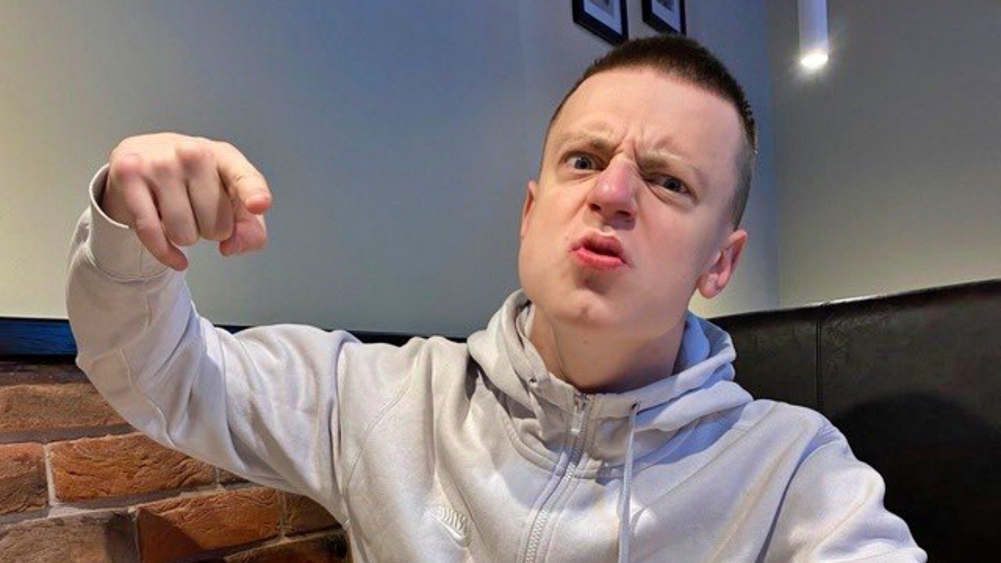 Мелстрой будет жить на корабле у ледников Стример удивил своими планами