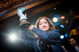 Сяомен VKLiooon Ли стала чемпионкой Hearthstone GrandMasters Global Finals