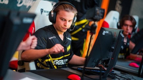 Прогноз на матч Natus Vincere против Team Spirit на Shanghai Major 2024