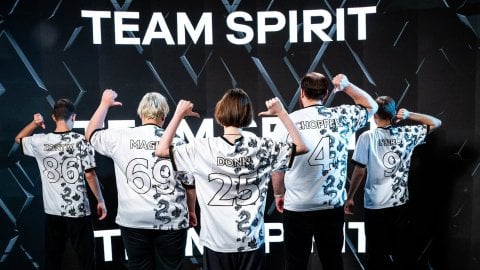 Прогноз на финал Shanghai Major 2024 Team Spirit против FaZe Clan