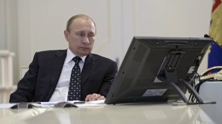 В России появятся свои консоли Владимир Путин обрадовал геймеров