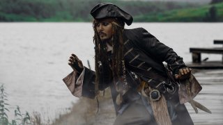 Джонни Депп вернется в новых Пиратах Карибского моря Актер ведет переговоры