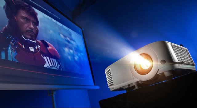 Как правильно подключить проектор к ноутбуку - CQ