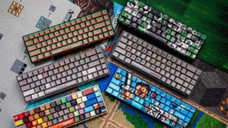 По Minecraft выпустят коллекцию игровых клавиатур со Стивом животными и блоками