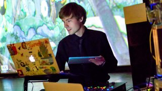 Краткая биография C418  ведущего композитора Minecraft